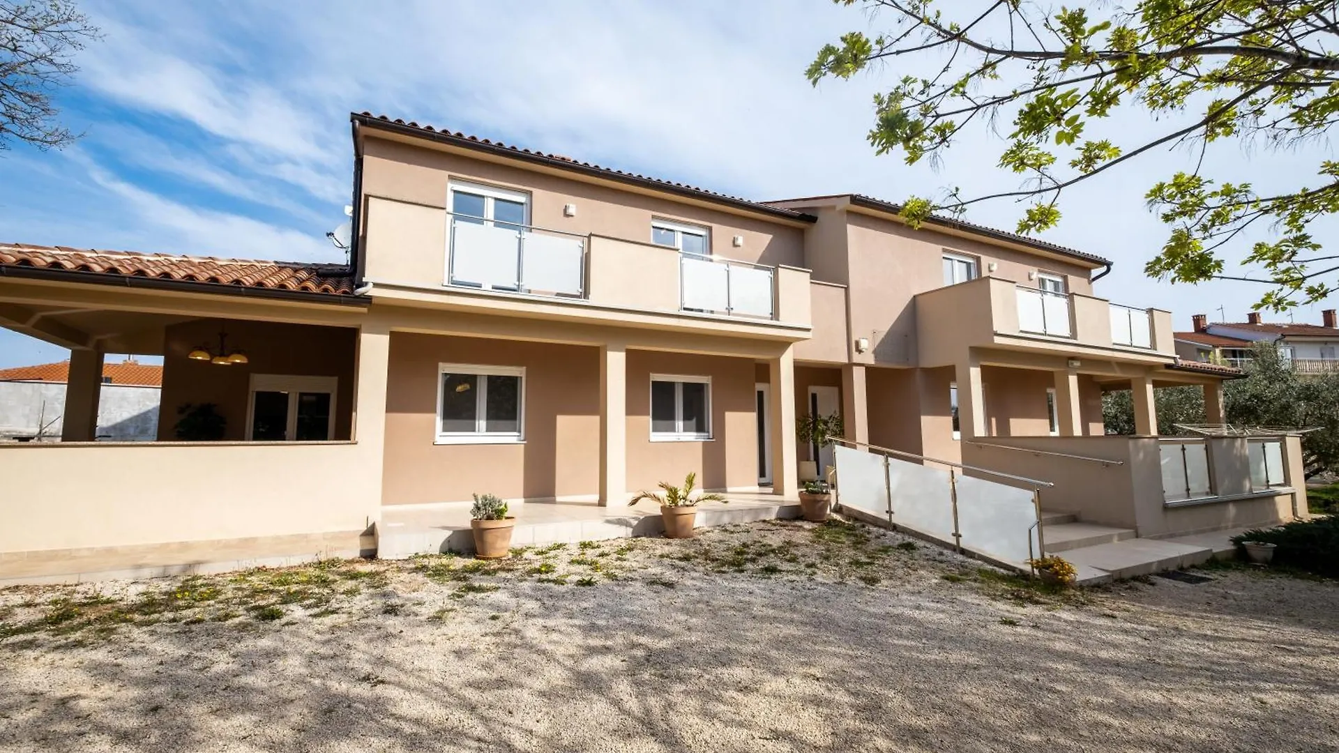 Villa Veronika Vinkuran 0*,  Croatia
