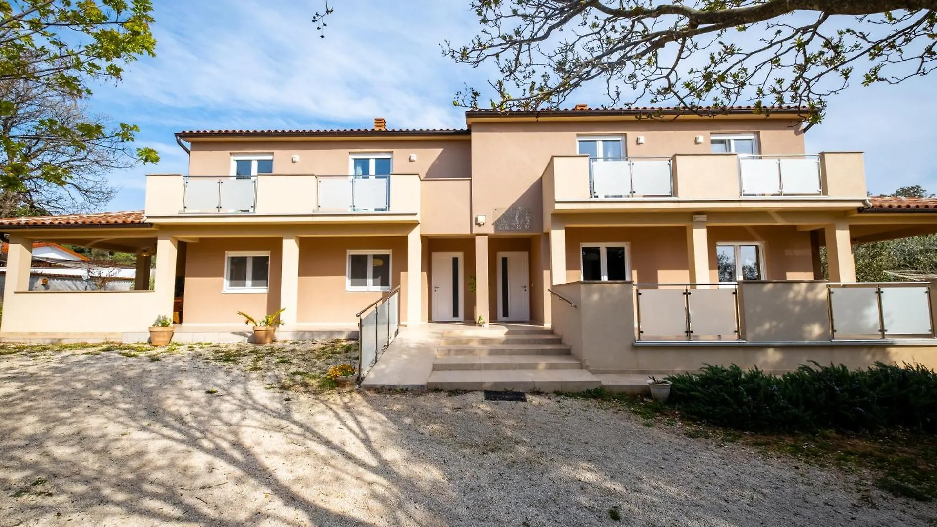 Holiday home Villa Veronika Vinkuran