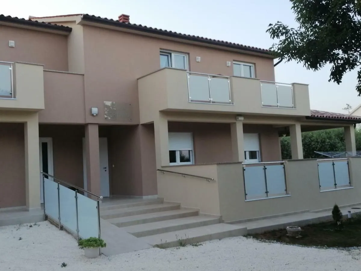Villa Veronika Vinkuran 0*,  Croatia