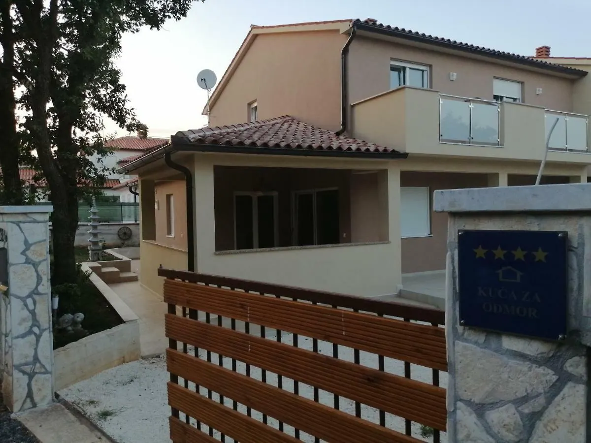 Holiday home Villa Veronika Vinkuran